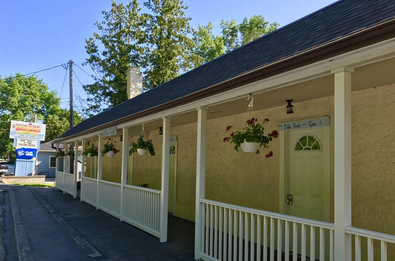 Beachcomber Inn Conesus Exterior photo